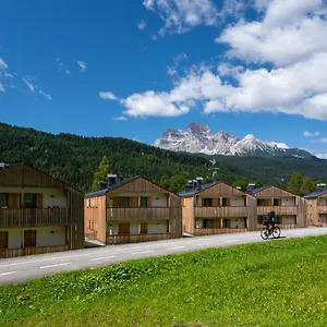  Appartamento Greenwood - Spacious Alpine Retreat With Mountain Views